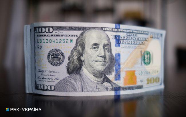 НБУ підвищив офіційний курс долара вперше з липня минулого року