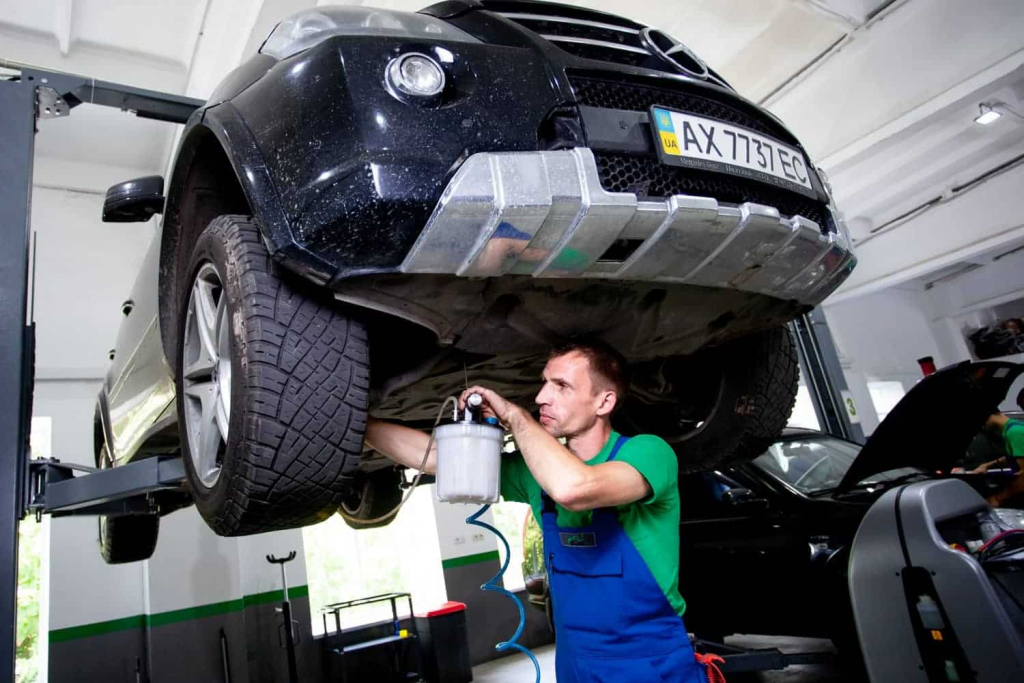 Технології зберігання та організації інструменту в СТО