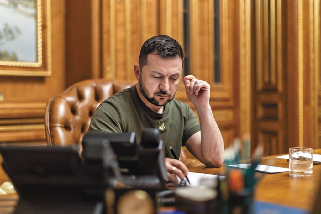 Когда Зеленский подпишет закон о бюджете-2025 Владимир Зеленский