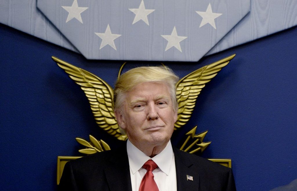Как Трамп объясняет отсутствие Украины на переговорах в Саудовской Аравии (видео)