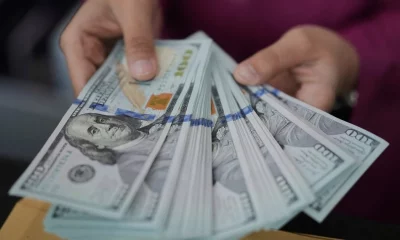 Как не попасть на поддельные доллары в Украине: признаки фальшивки