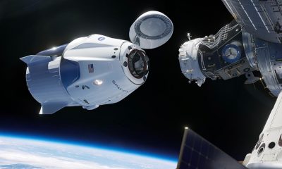 SpaceX удивила двойным прорывом: что стоит за запуском 53 спутников за один день