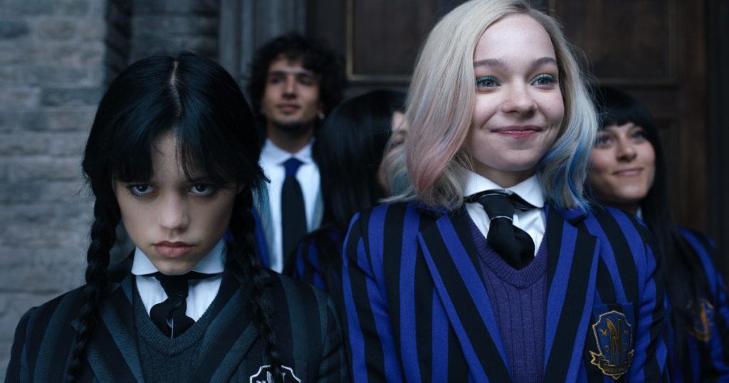 Netflix показал трейлер второго сезона «Уэнсдэй» — звёздное возвращение и новые тайны Netflix показал трейлер второго сезона «Уэнсдэй» — звёздное возвращение и новые тайны