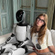 Илон Маск и украинская модель OnlyFans: что на самом деле скрывается за рекламой робота Tesla