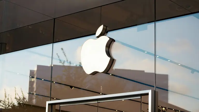 Apple готовит прорыв: новый iPhone 17 Pro Max получит батарею, которую ждали годами