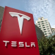 Tesla под ударом: акции рухнули после создания Маском новой партии — инвесторы не сдержали паники