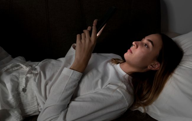 Невидимый щит iPhone: как простые настройки сохраняют ваше зрение