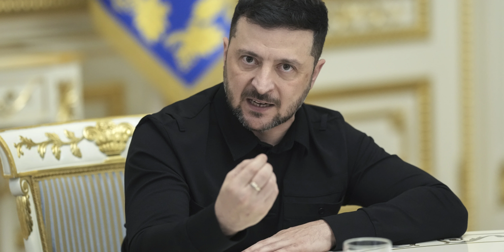 Коломойский предсказывал скорый «конец Зеленскому»: расследование вскрывает масштабную коррупцию Коломойский предсказывал скорый «конец Зеленскому»: расследование вскрывает масштабную коррупцию