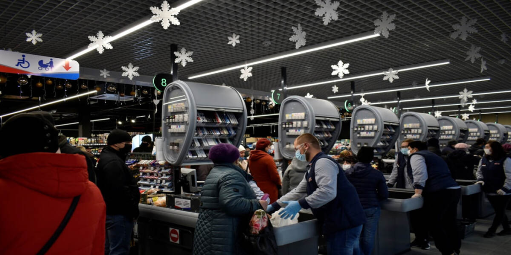 Новогодние скидки в АТБ: лучшие предложения до 23 декабря 2025