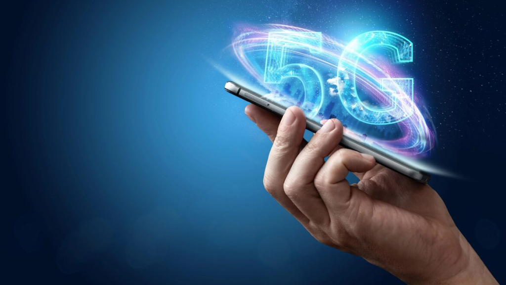 Львов как тест будущего: первый 5G стартовал в центре города и открыл карту следующих запусков