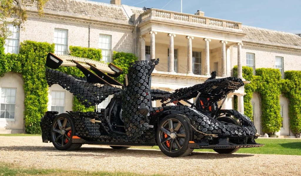 LEGO Koenigsegg установил мировой рекорд скорости: полноразмерная машина разогналась до 111 км/ч