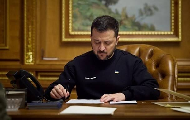 Зеленский наградил украинских военных: кто получил звание Героя Украины и ордена Зеленский наградил украинских военных: кто получил звание Героя Украины и ордена