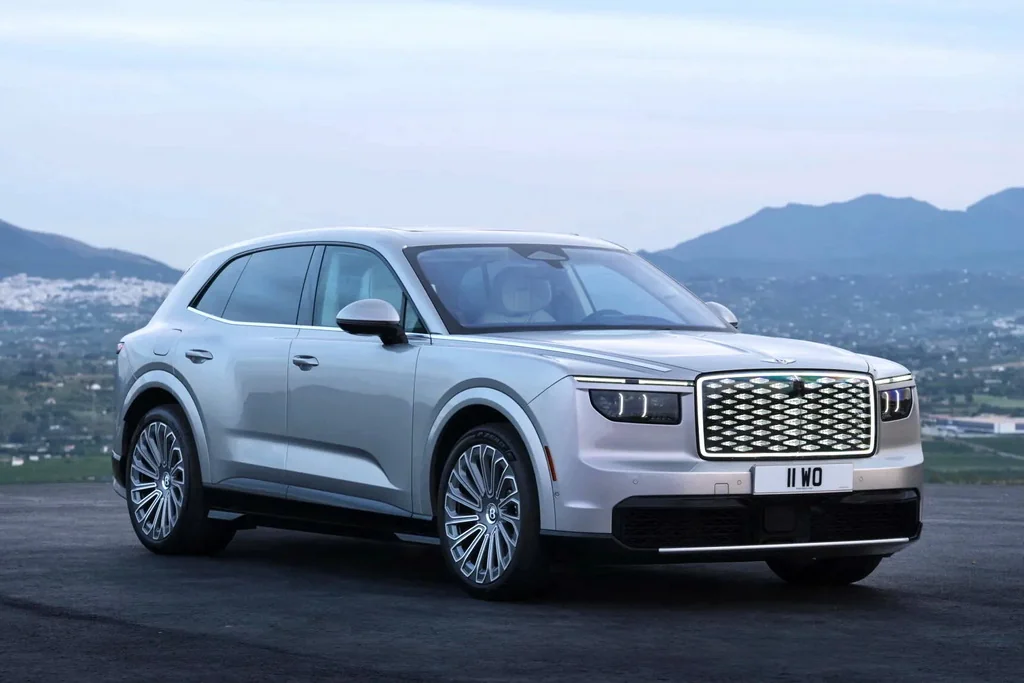 Bentley представила первый электромобиль Torcal: мощность, запас хода и цена